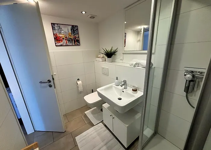 Lägenhet Quiet Garden-view Düsseldorf