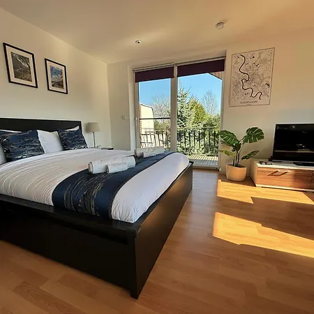 شقة Quiet Garden-view *